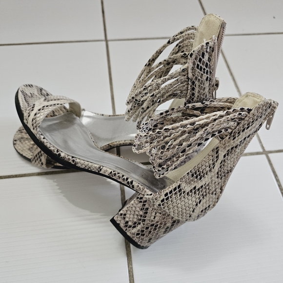 Alba - Picture 9 of 9